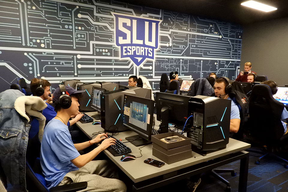 Thriving Community: Embracing the Excitement of Local Esports Tournaments